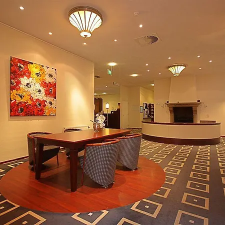 Fletcher Parkhotel Val Monte 4*
