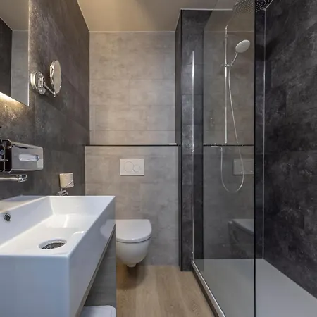 Hotel Fletcher Parkhotel Val Monte 4*