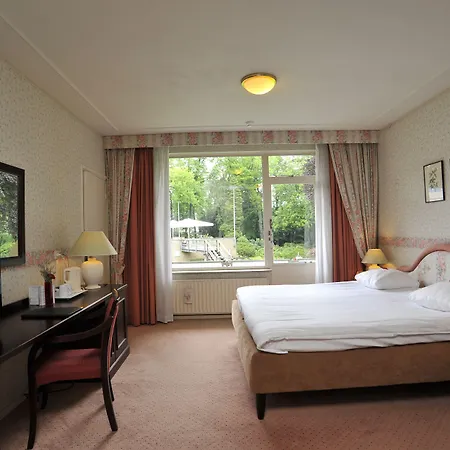 מלון Fletcher Parkhotel Val Monte