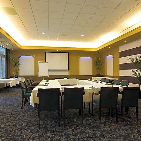 Fletcher Parkhotel Val Monte فندق 4*