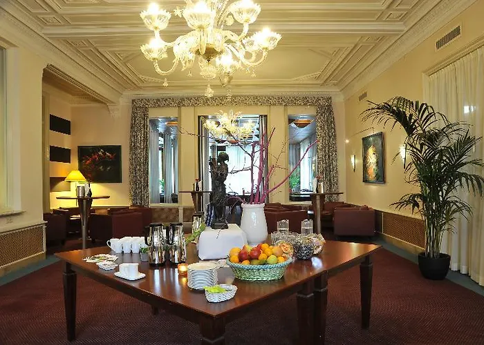 Hotel Fletcher Parkhotel Val Monte 4*